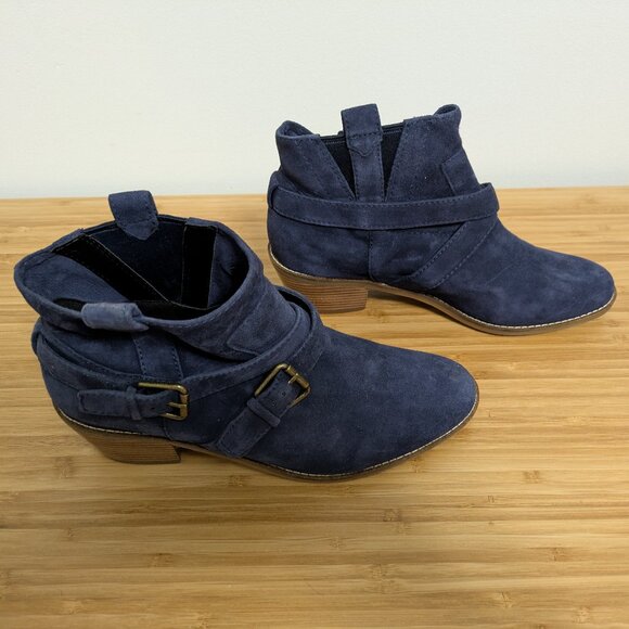NWT Cole Haan Navy Suede Booties – Cushioned, Pull-On, Antiqued Hardware - Picture 3 of 4